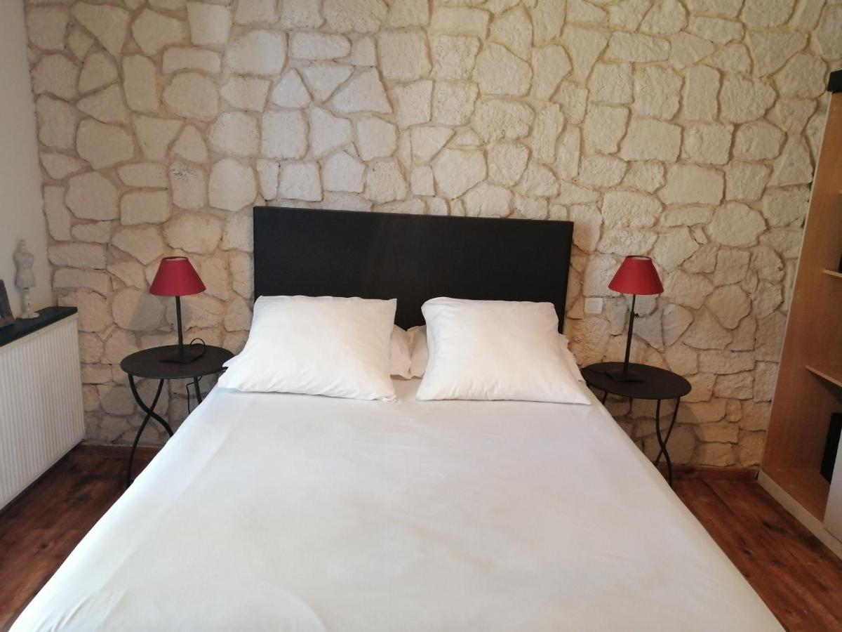 Le Mas Des Lavandes Bed and Breakfast Le Pegue Εξωτερικό φωτογραφία